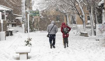 Espagne: des dizaines d'automobilistes piégés par la neige... aux Baléares