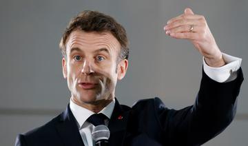Déambulation de Macron au Quai d’Orsay: écouter sans céder sur la réforme
