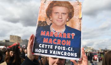 Coup de tonnerre en France: Macron choisit de passer en force sur les retraites