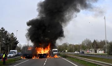 Retraites: routes bloquées, réquisitions et mouvements sociaux dans plusieurs régions