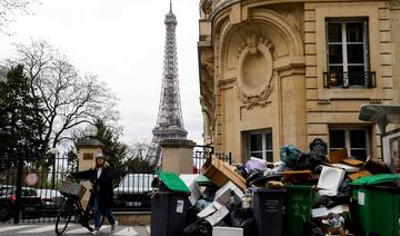 Retraites: la grève des éboueurs à Paris reconduite jusqu'à lundi