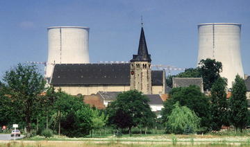 Découverte d'autres fissures «non négligeables» dans deux réacteurs nucléaires en France