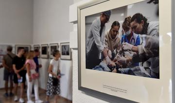 L'image d'une victime d'une frappe sur la maternité de Marioupol remporte le World Press Photo
