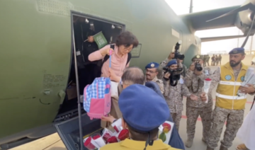 Des ressortissants sud-coréens arrivent en Arabie saoudite après leur évacuation du Soudan