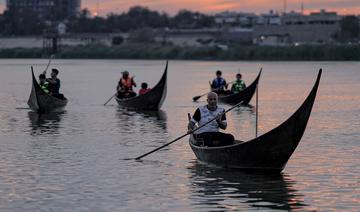 Dans l'Irak à sec, un artiste engagé pour préserver la gondole traditionnelle