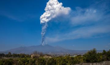 L'Etna crache des cendres, fermeture de l'aéroport de Catane