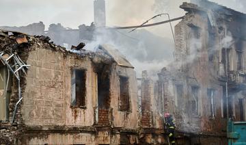 Ukraine: une attaque aérienne fait 20 blessés dans un quartier de Dnipro