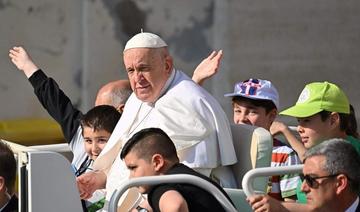 Le pape va bien mais ne célèbrera pas en public l'Angélus de dimanche 