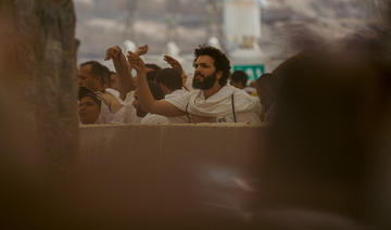 Mina: Les pèlerins accomplissent le rituel de la lapidation du diable sur le pont de Jamarat