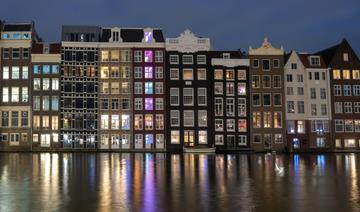 Tourisme: la ville d'Amsterdam adopte l'interdiction des bateaux de croisières