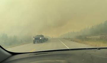 Des milliers de personnes fuient les feux de forêt dans le Nord canadien