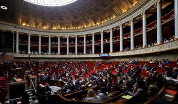 Les oppositions furieuses contre l'examen nocturne du texte «plein emploi» à l'Assemblée