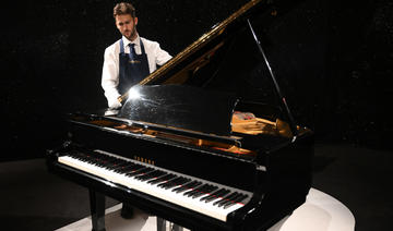 Le piano de Freddie Mercury vendu deux millions d'euros à Londres