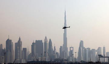 Un hélicoptère s'écrase au large de Dubaï, l'équipage porté disparu
