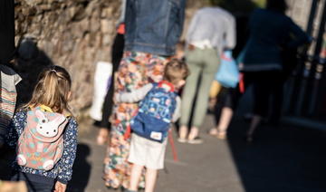 Paris: Manifestation contre un projet d'abattage d'arbres pour agrandir une crèche