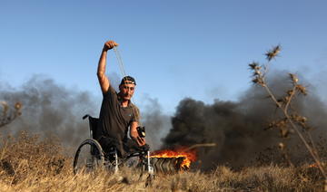 Gaza: 28 Palestiniens blessés à la frontière avant des frappes israéliennes