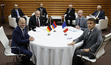 Arménie: Macron, Scholz et Michel rencontrent Pachinian à Grenade 
