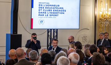 Macron présente un plan en faveur de l'insertion professionnelle par le sport