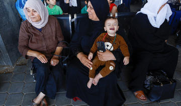 Gaza: les premiers étrangers et bi-nationaux franchissent le terminal de Rafah vers l'Egypte