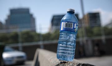 Etude: L'eau en bouteille contient des centaines de milliers de particules de plastique par litre