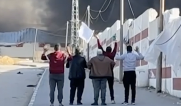 Un Palestinien portant un drapeau blanc tué par l’armée israélienne, selon des images d’ITV