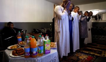 «On se sent encore plus à leur place»: à Paris, un début de ramadan assombri par Gaza