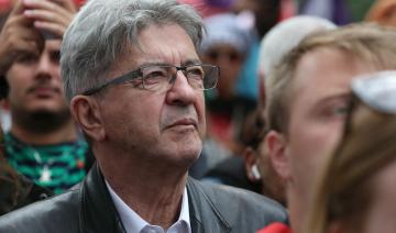 Universités: Mélenchon appelle à "mettre des drapeaux palestiniens partout" à partir de lundi