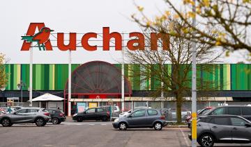 Le distributeur Auchan prévoit de supprimer près de 2.400 emplois en France