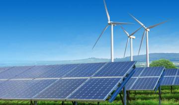 La capacité mondiale des énergies renouvelables a grimpé de 585 GW en 2024, selon l'IRENA