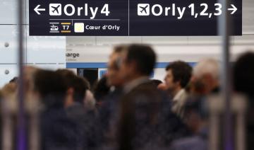 Arrivée de 115 personnes évacuées de Gaza à l'aéroport de Paris-Orly