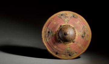 Sotheby's met aux enchères une collection rare d'armes et d'armures islamiques