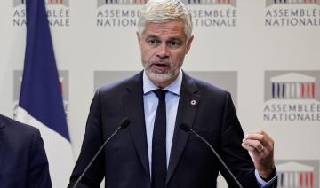 Le plan budgétaire de Bayrou a le "mérite de chercher des solutions" mais doit "être corrigé et amélioré", selon Wauquiez