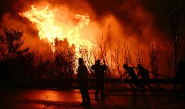Grèce: amélioration sur le front des incendies, à Patras notamment