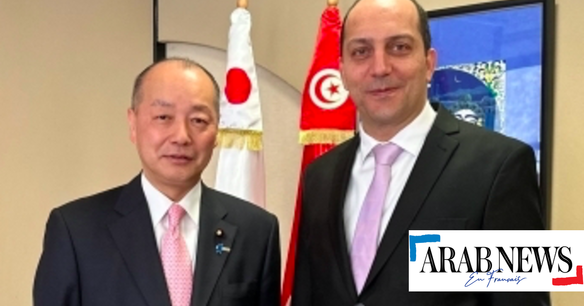 El embajador de Túnez en Japón se reúne con el ministro de Exteriores japonés