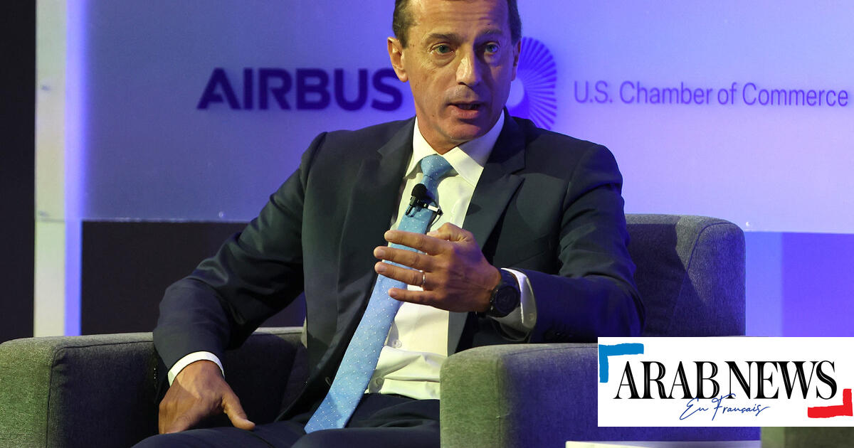 Airbus separates the functions of the head of the group and commercial aircraft