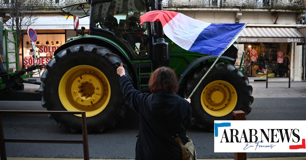 Avant les annonces du gouvernement, les agriculteurs ne « lèvent pas le camp » sur les routes de