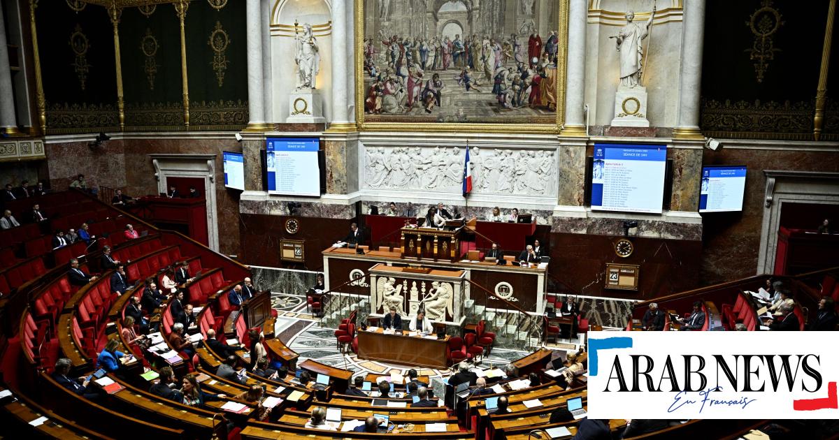 Suppression de deux jours fériés : le gouvernement confirme viser un ...