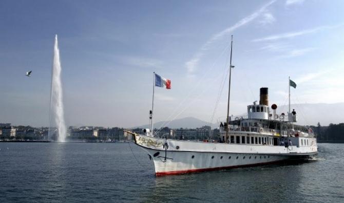 Le Celebre Jet D Eau De Geneve Sort Du Confinement Avec Les Coiffeurs Et Les Tatoueurs Arabnews Fr