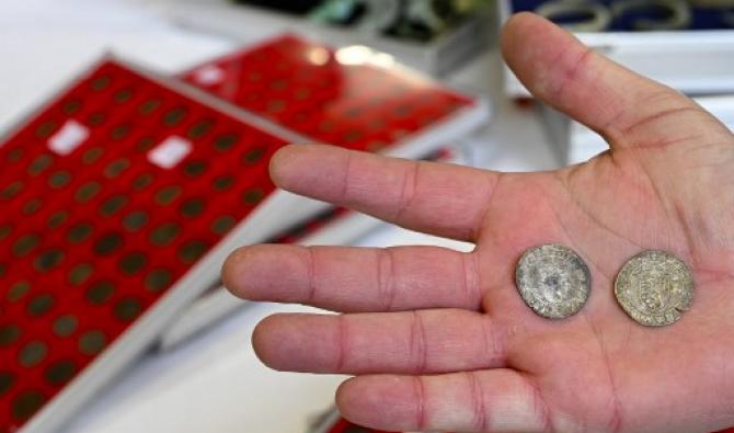 Des monnaies romaines trouvées par des archéologues proches de
