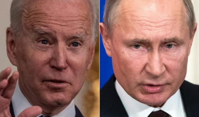 Le président Joe Biden (g) et le président Vladimir Poutine (d) tiendront leur premier sommet le 16 juin à Genève, a annoncé la Maison Blanche le 25 mai 2021, ouvrant la voie à un nouveau chapitre des relations tendues entre les États-Unis et la Russie. (Pavel Golovkin, Eric Baradat/AFP/Pool)