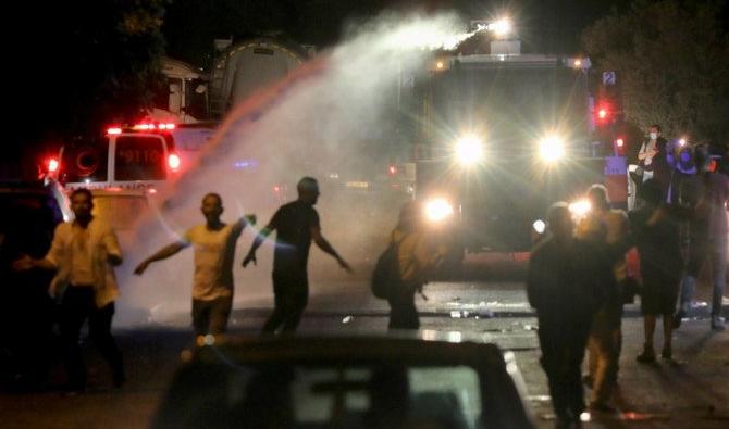 Des politiques israéliennes plus répugnantes que l’eau de moufette utilisée contre les manifestants