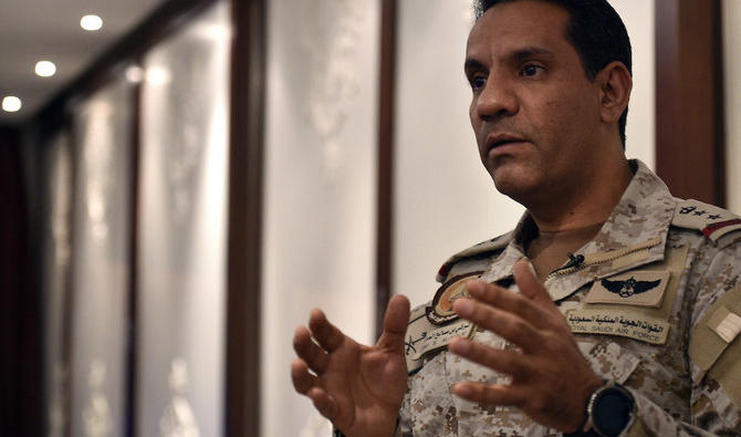 Le porte-parole de la coalition arabe, le colonel Turki al-Maliki, lors d'un entretien avec l'AFP dans la capitale Riyad (Dossier/AFP) 