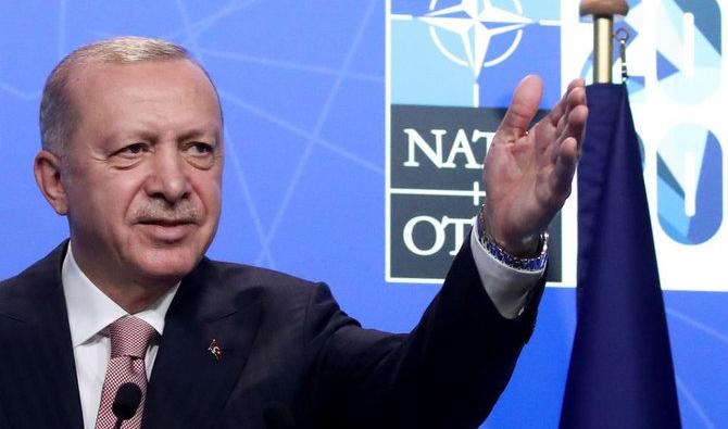 Les choix difficiles de la Turquie après les sommets de l'Otan et de l'UE