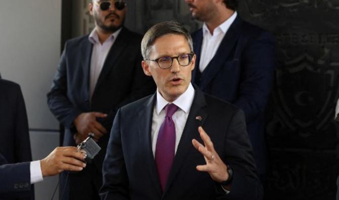 Derek Chollet, conseiller du département d'Etat américain, lors d'un point-presse à Tripoli, le 15 septembre 2021  (Photo, AFP)