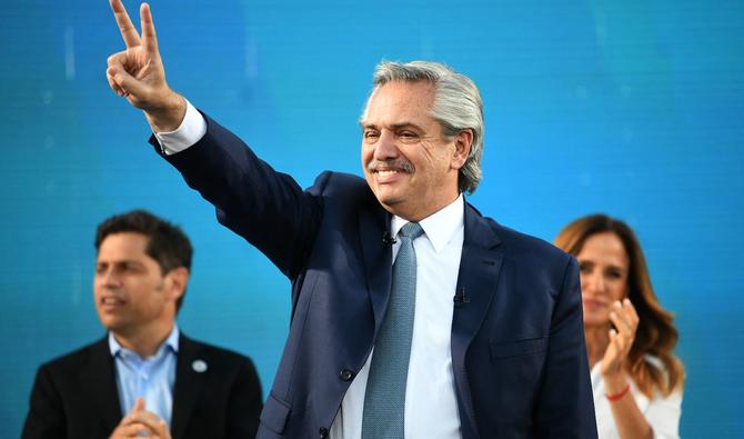 Argentine: le gouvernement Fernandez perd le Parlement, tend la main à ...