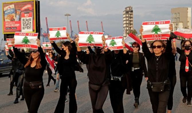 Défilé dans la capitale Beyrouth marquant le 78e anniversaire de la fête de l'indépendance du Liban, le 22 novembre 2021. (Photo, AFP)