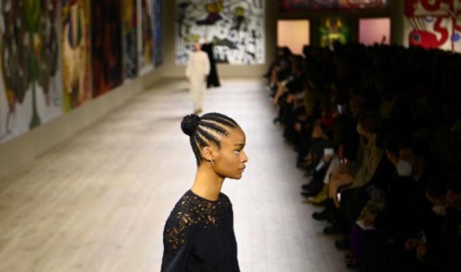 Le défilé de la collection Dior Printemps-Été 2022 lors de la Fashion Week Haute Couture de Paris, le 24 janvier 2022. (Photo, AFP)