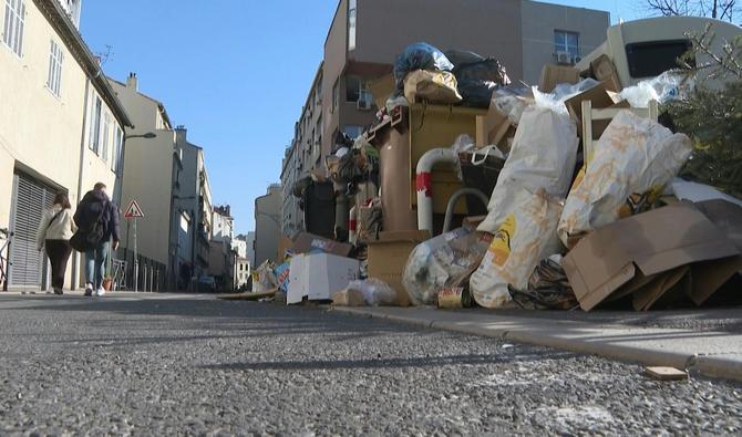 En moyenne, les familles se sont séparées de 31% de leurs objets en les donnant, les vendant et les recyclant. «La mise à la poubelle n'a finalement été qu'exceptionnelle», selon l'Ademe. (Photo, AFP)