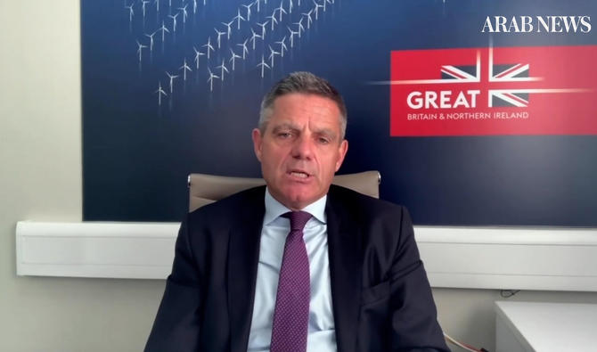 Simon Penney, commissaire britannique au commerce pour le Moyen-Orient, lors de son entretien sur Frankly Speaking. (Capture d'écran)