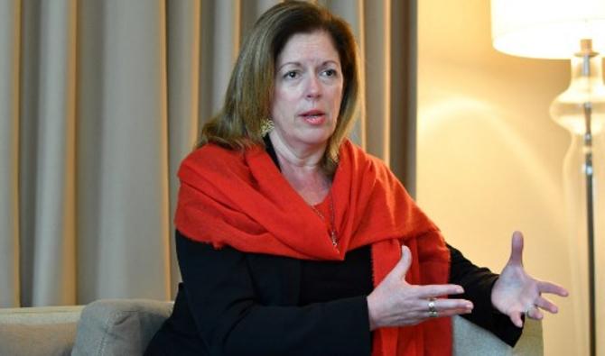 La représentante du Secrétaire général de l'ONU, Stephanie Williams lors d'un entretien samedi en Tunisie. (Photo, AFP)